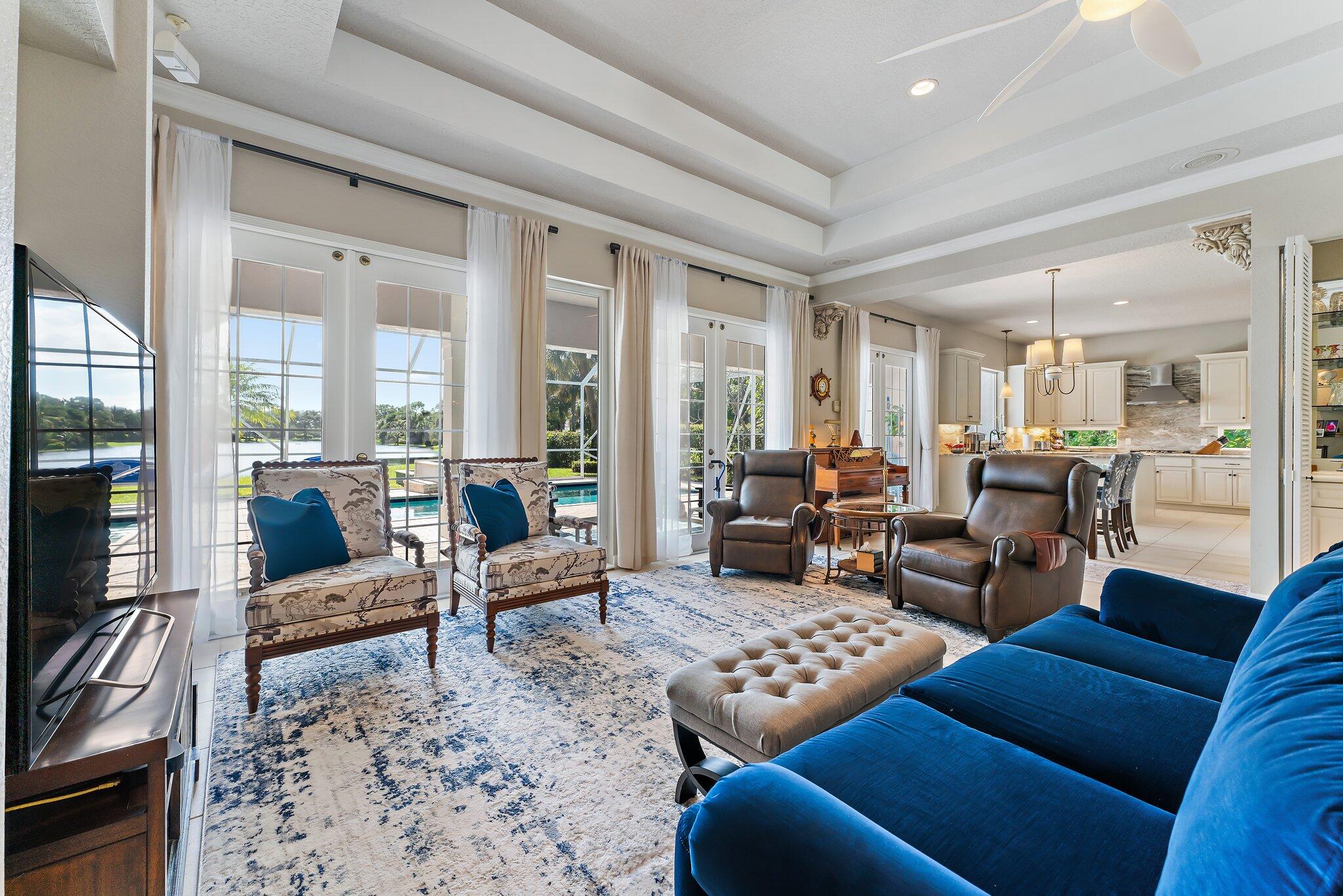 18440 SE Lakeside Drive