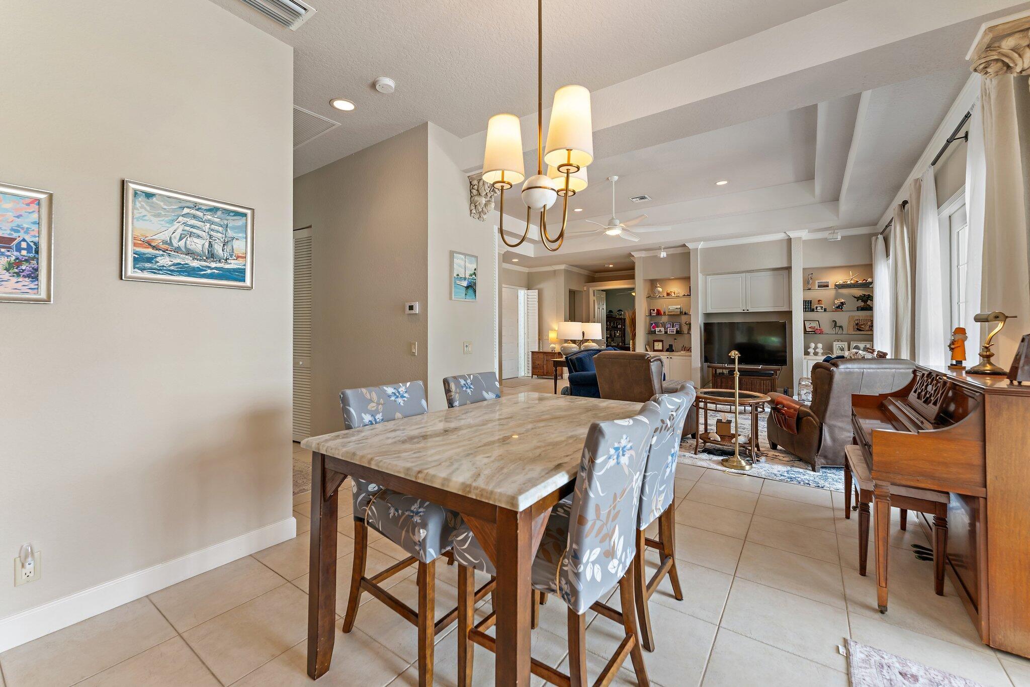 18440 SE Lakeside Drive