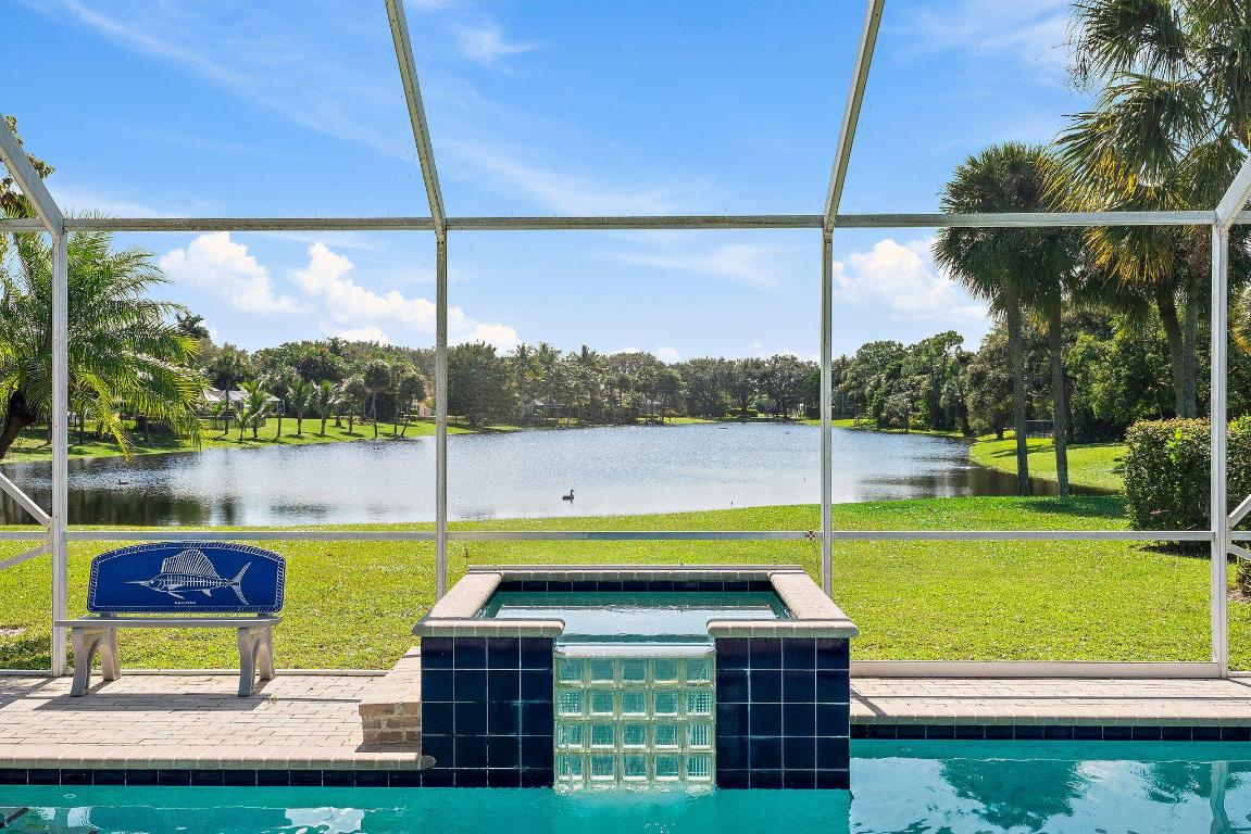 18440 SE Lakeside Drive