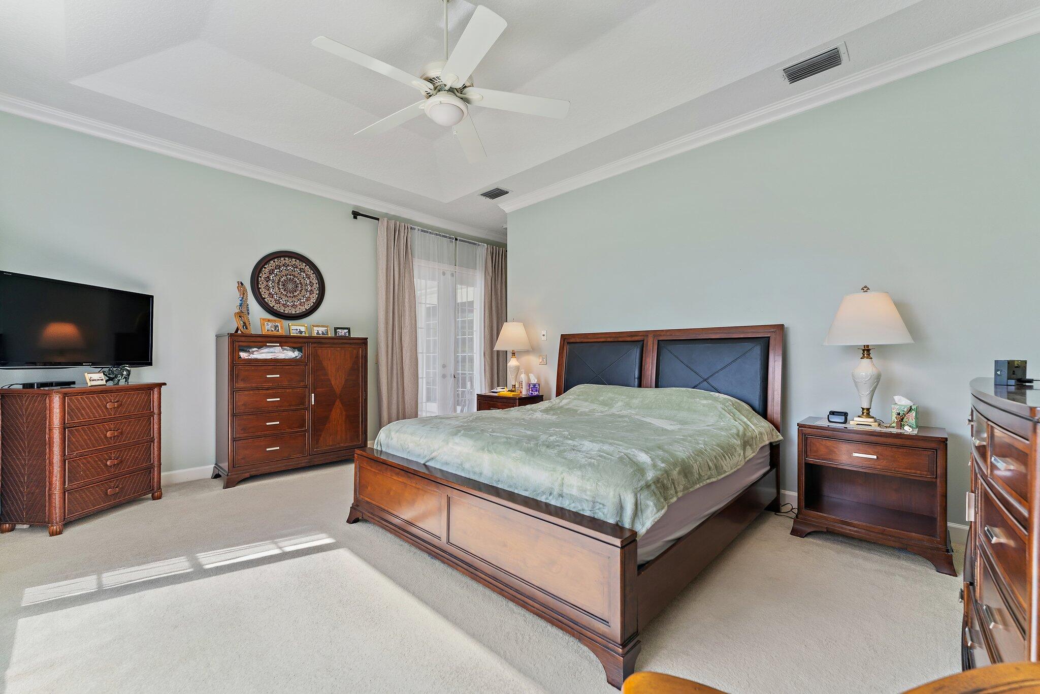 18440 SE Lakeside Drive