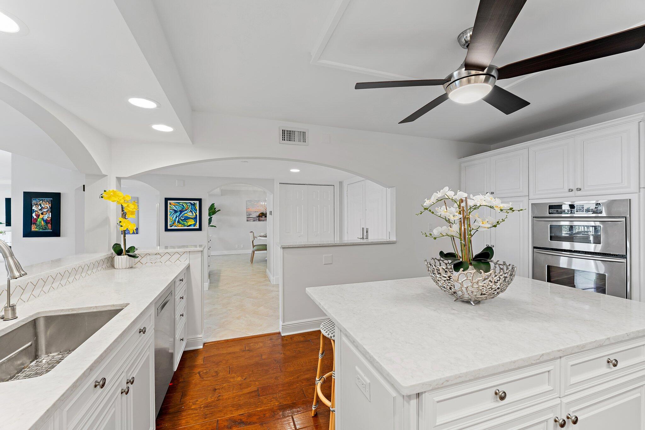 19670 Beach Road B303