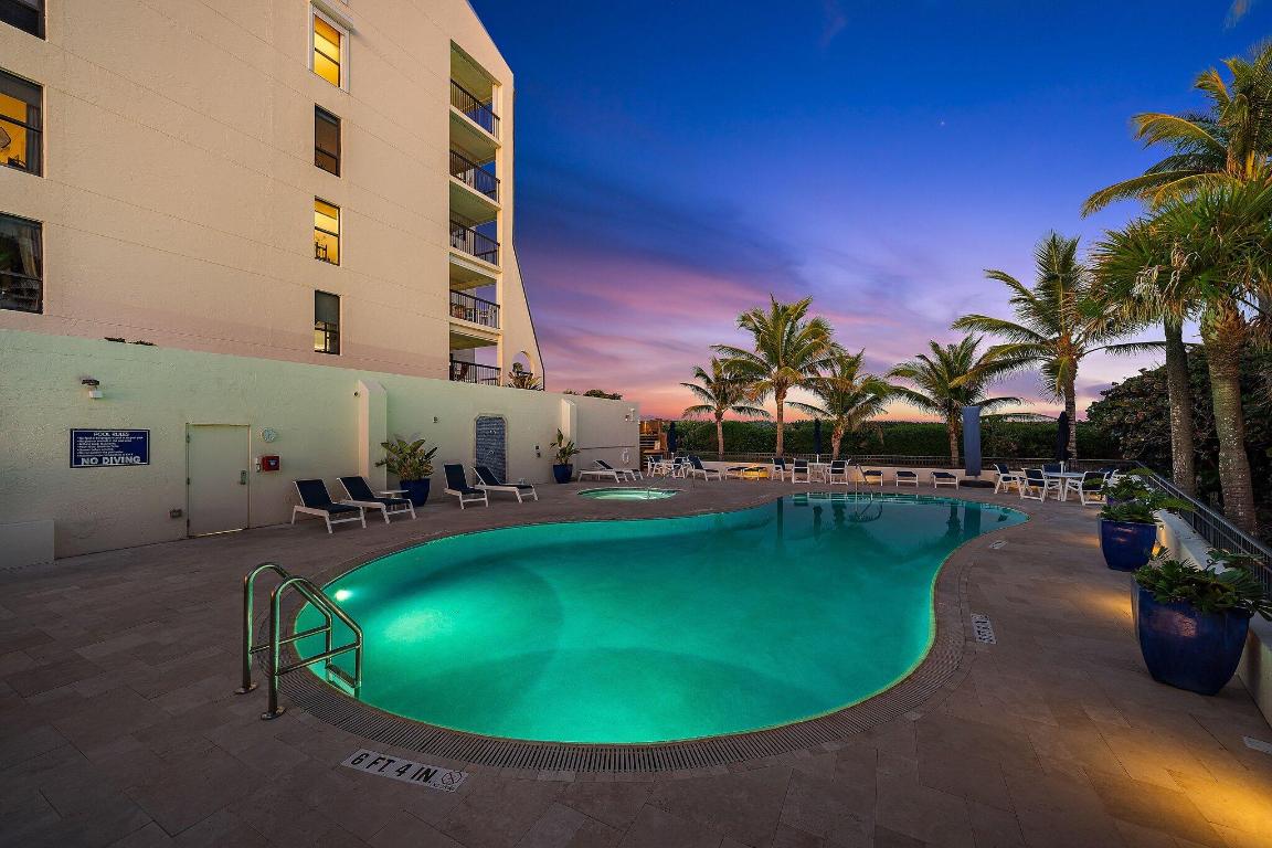 19670 Beach Road B303