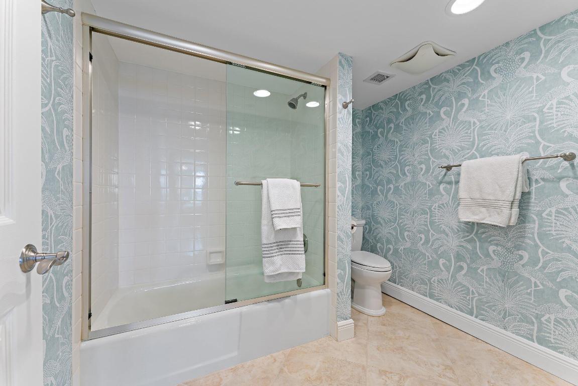 19670 Beach Road B303