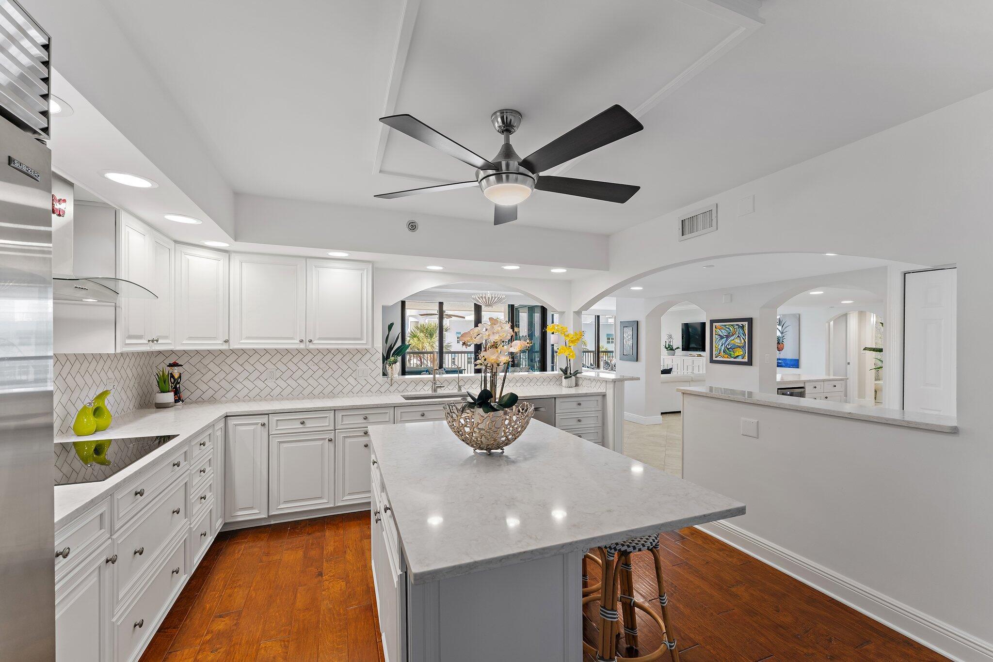 19670 Beach Road B303