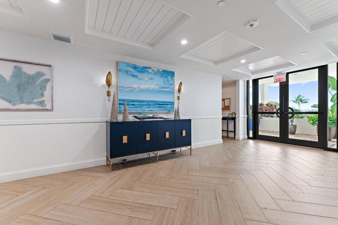 19670 Beach Road B303