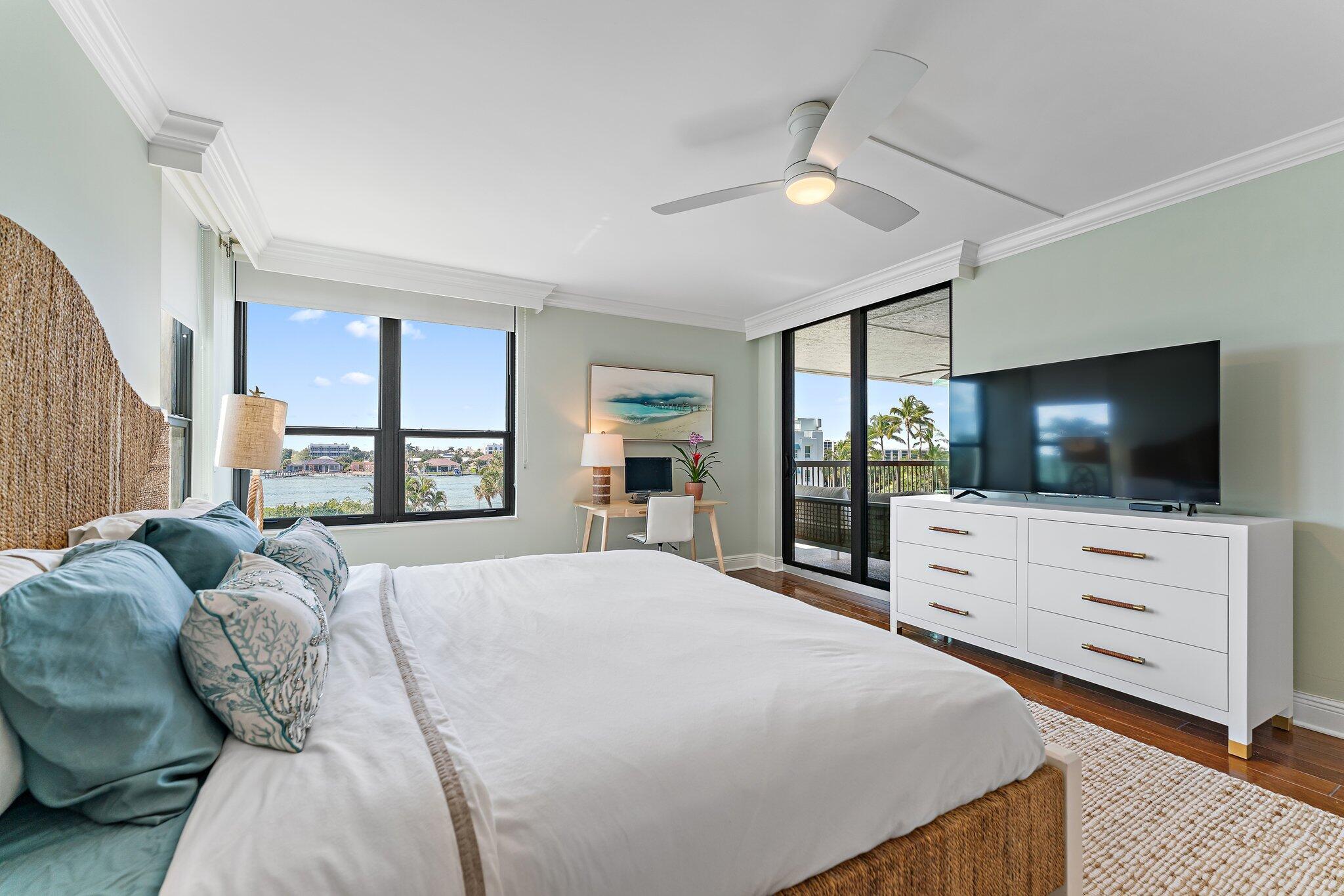 19670 Beach Road B303