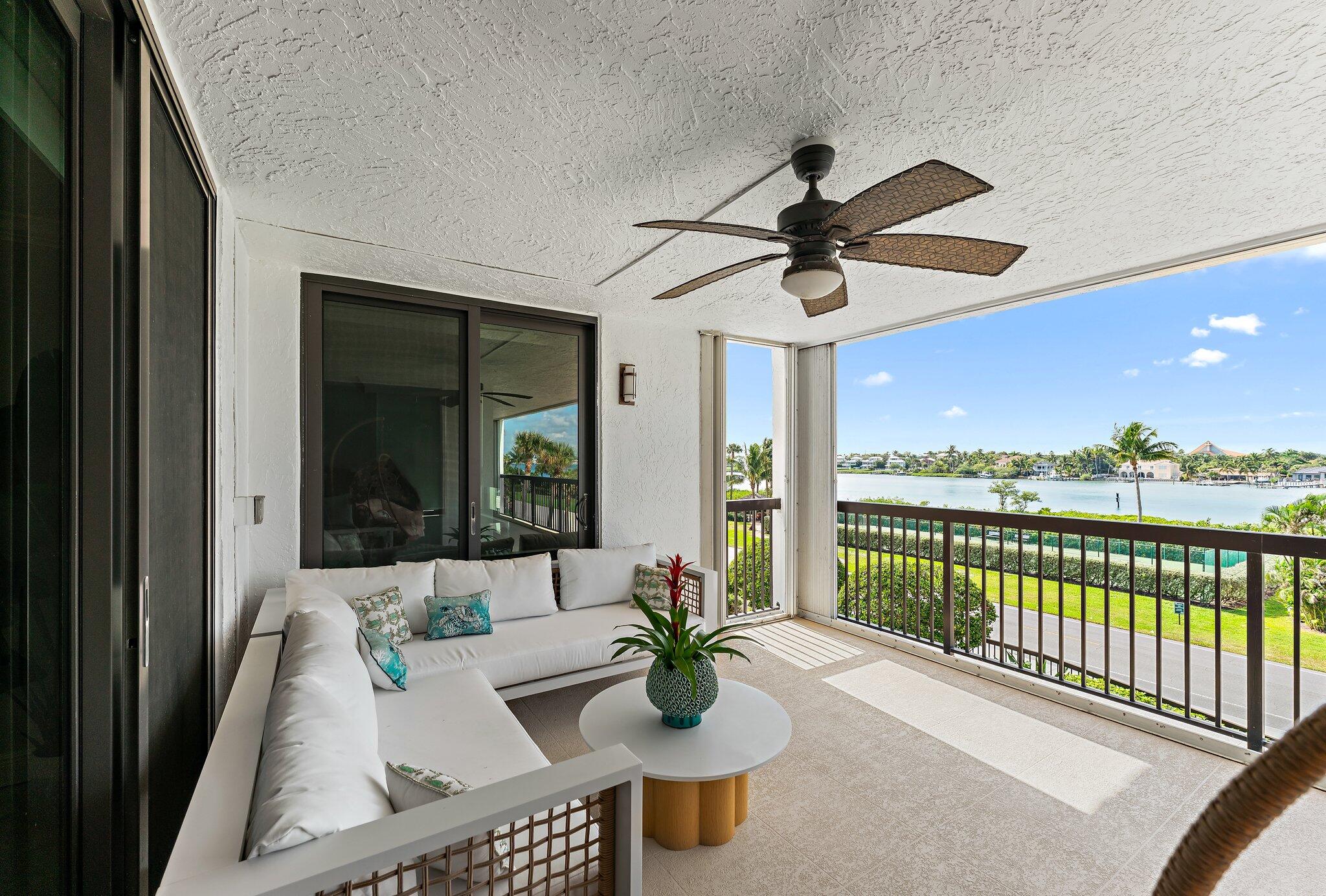 19670 Beach Road B303