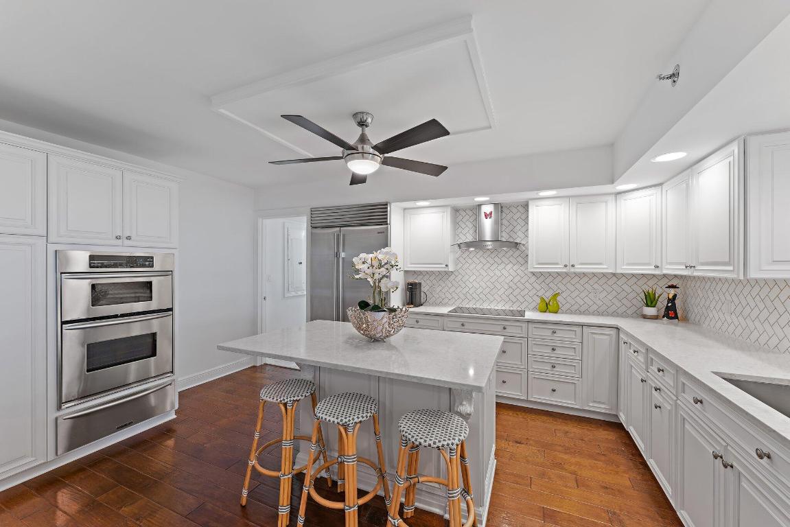 19670 Beach Road B303