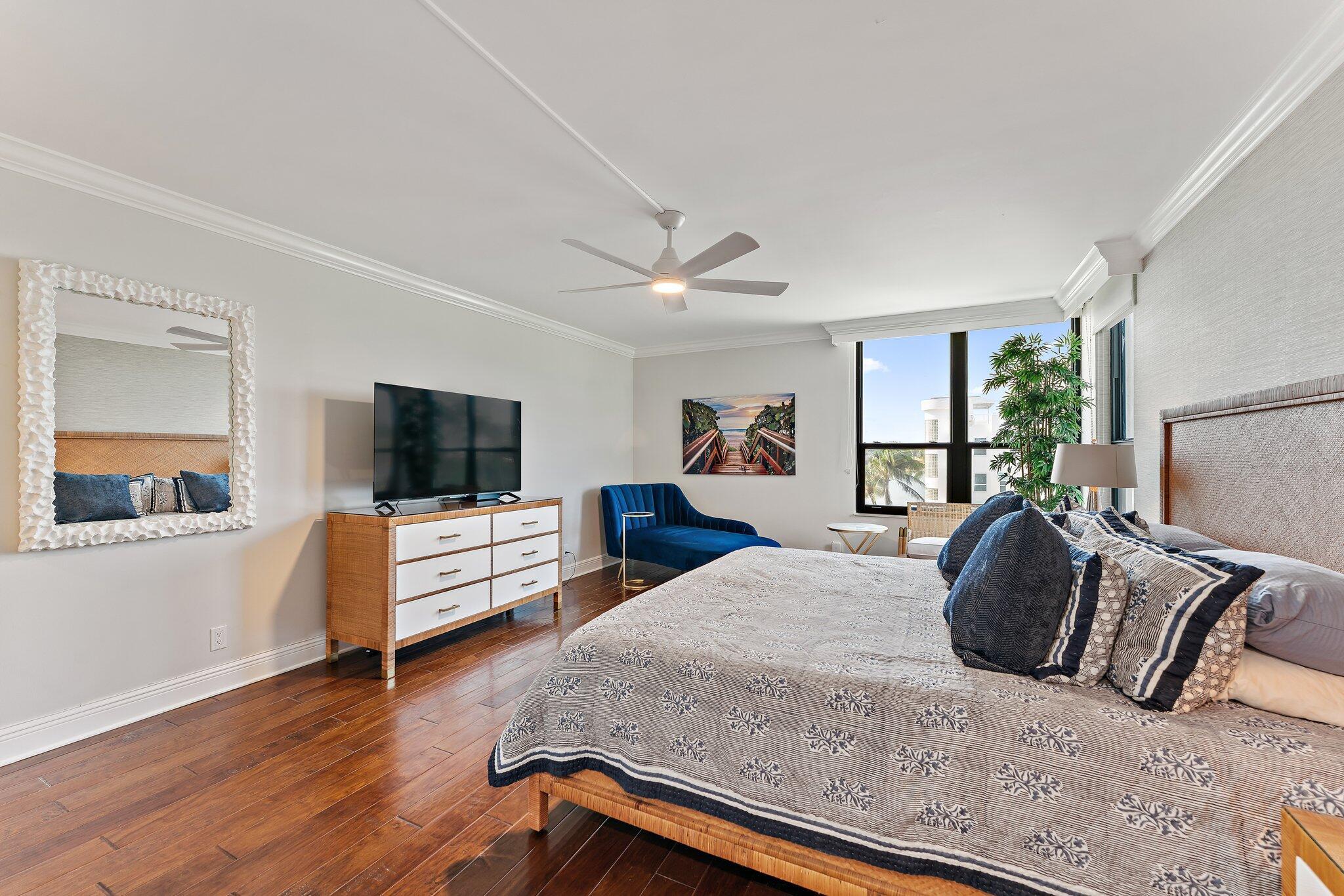 19670 Beach Road B303