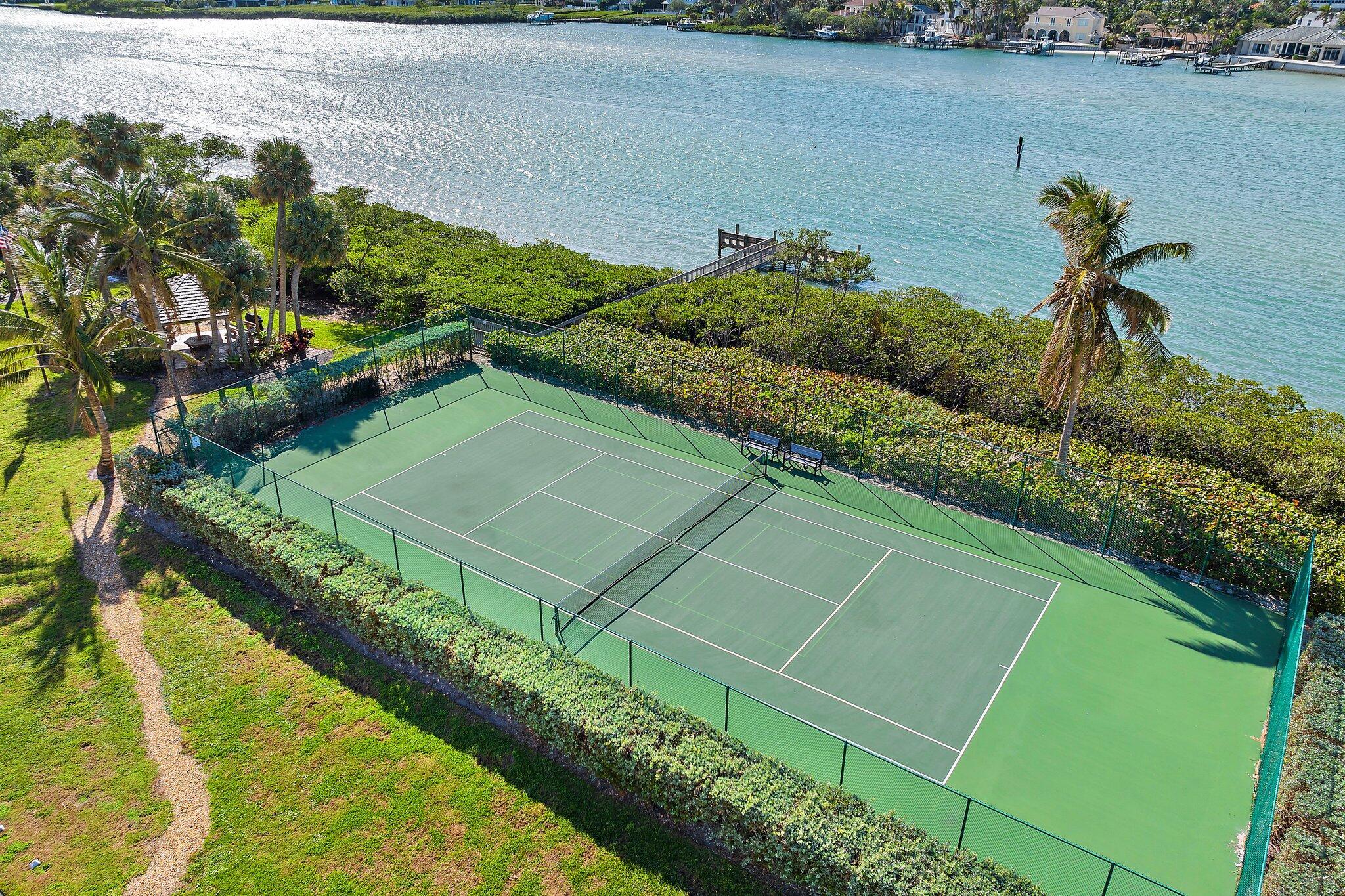 19670 Beach Road B303