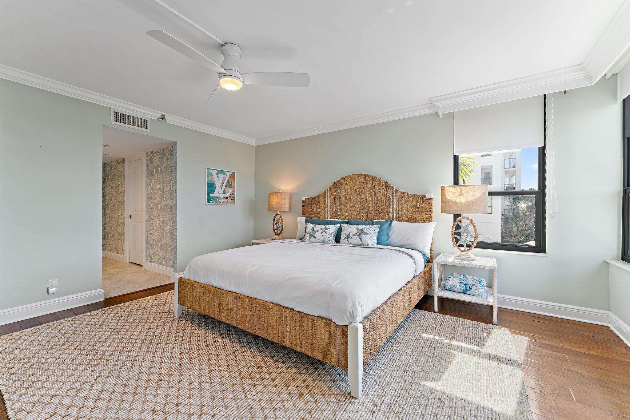 19670 Beach Road B303