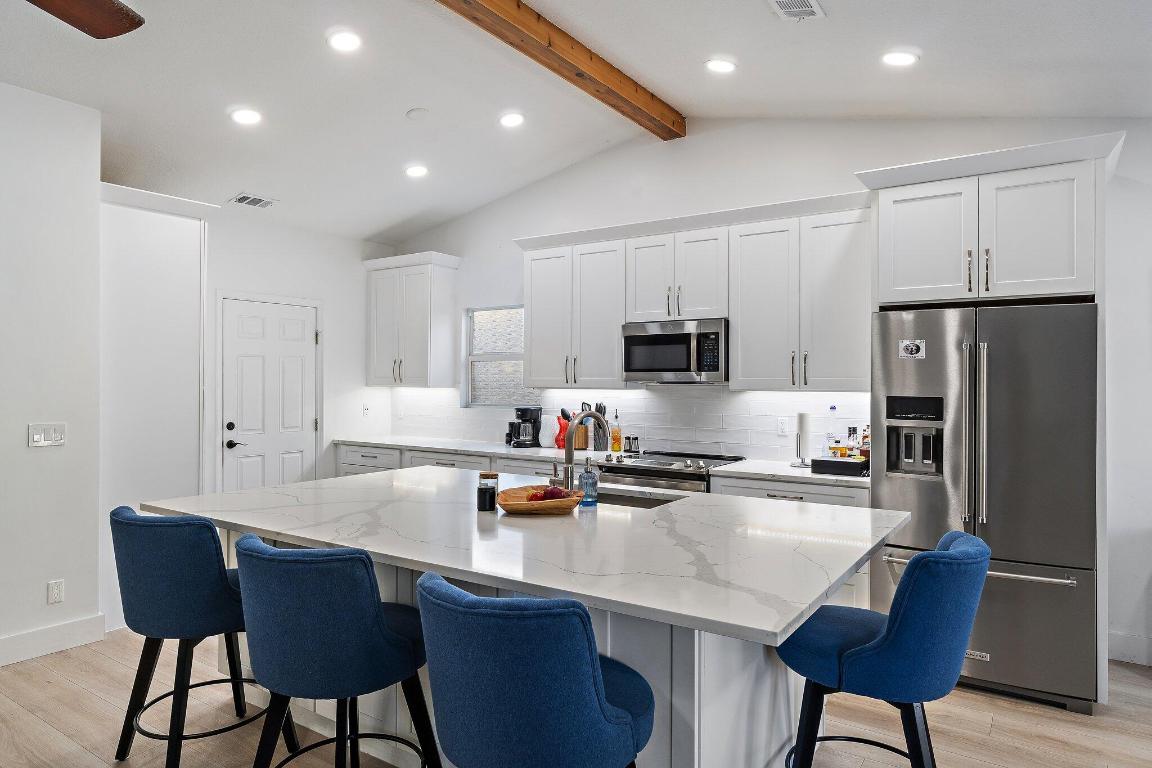 162 Greentree Circle