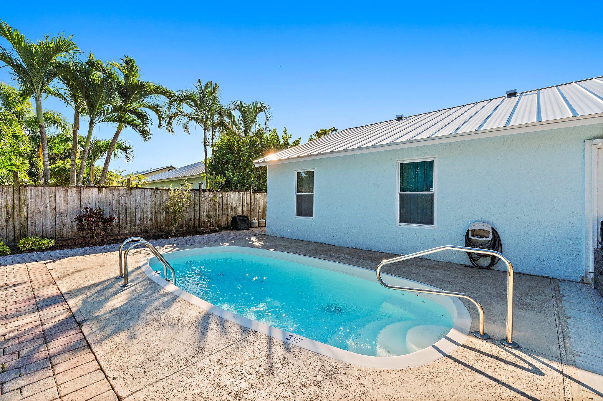 162 Greentree Circle