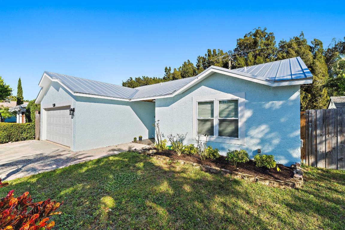 162 Greentree Circle