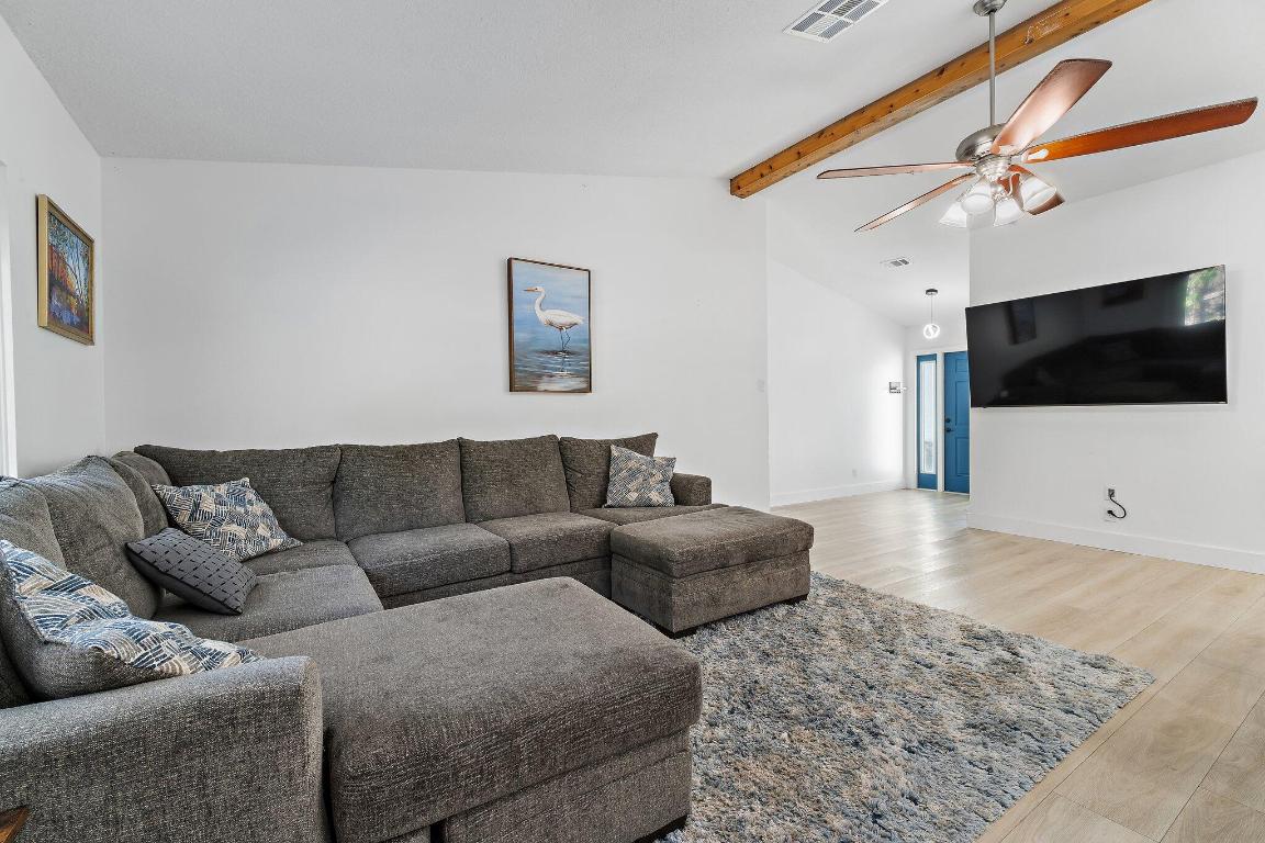 162 Greentree Circle