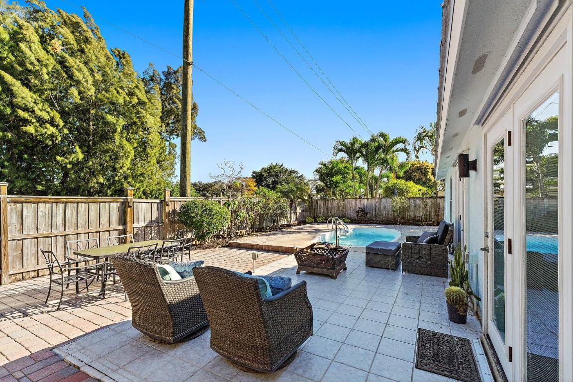 162 Greentree Circle