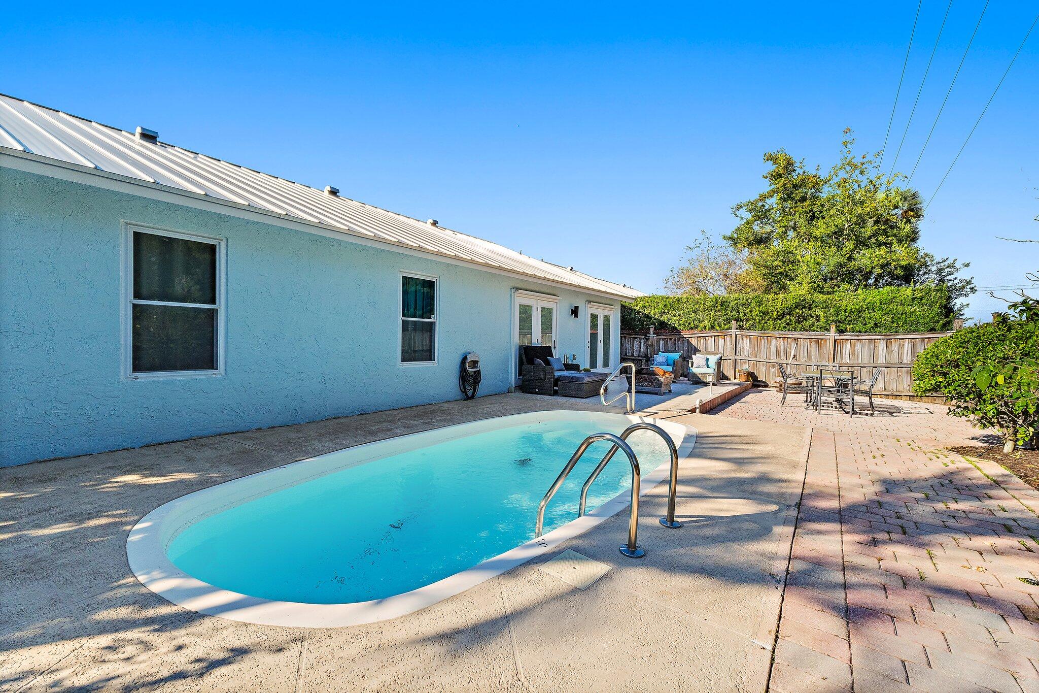 162 Greentree Circle