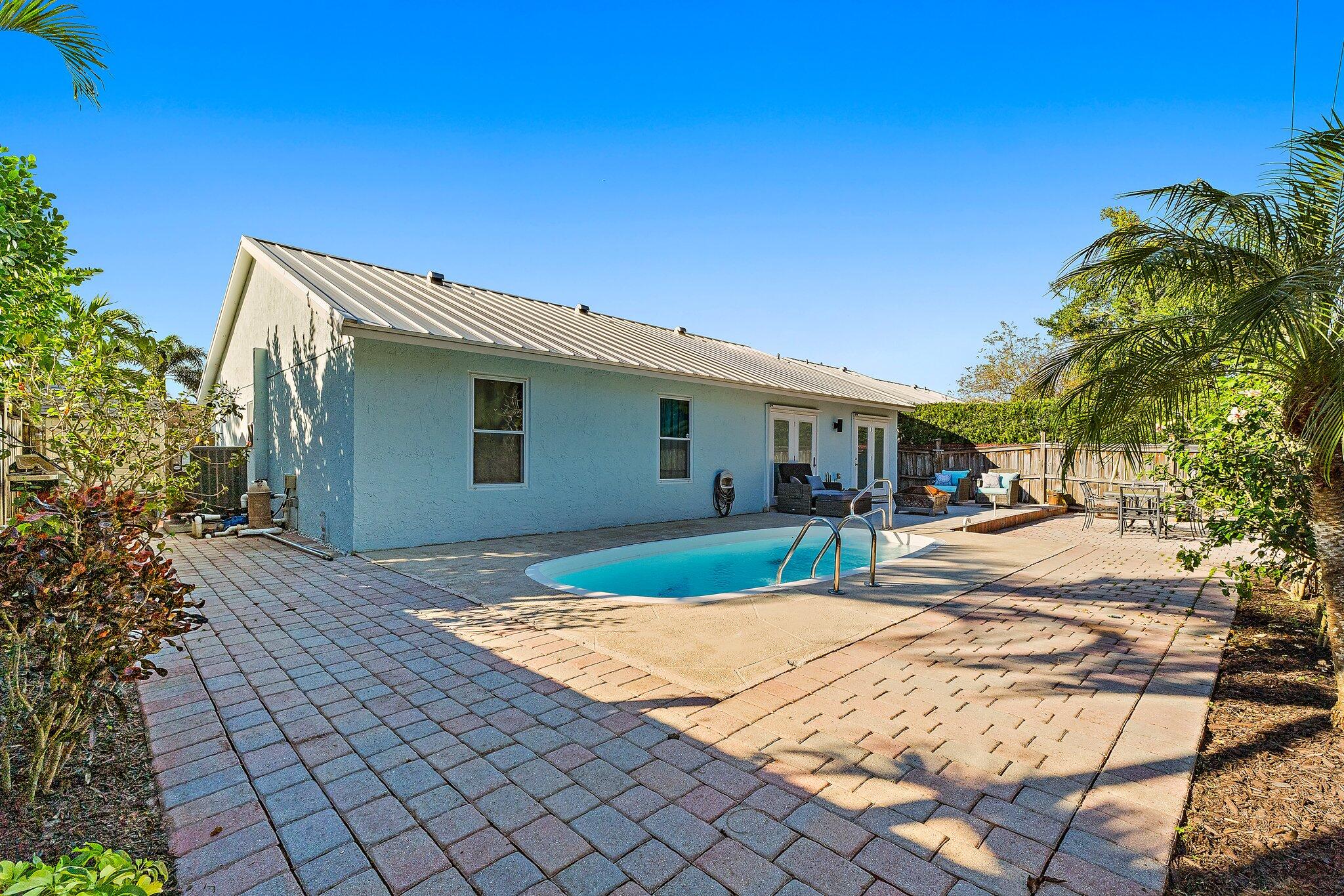 162 Greentree Circle