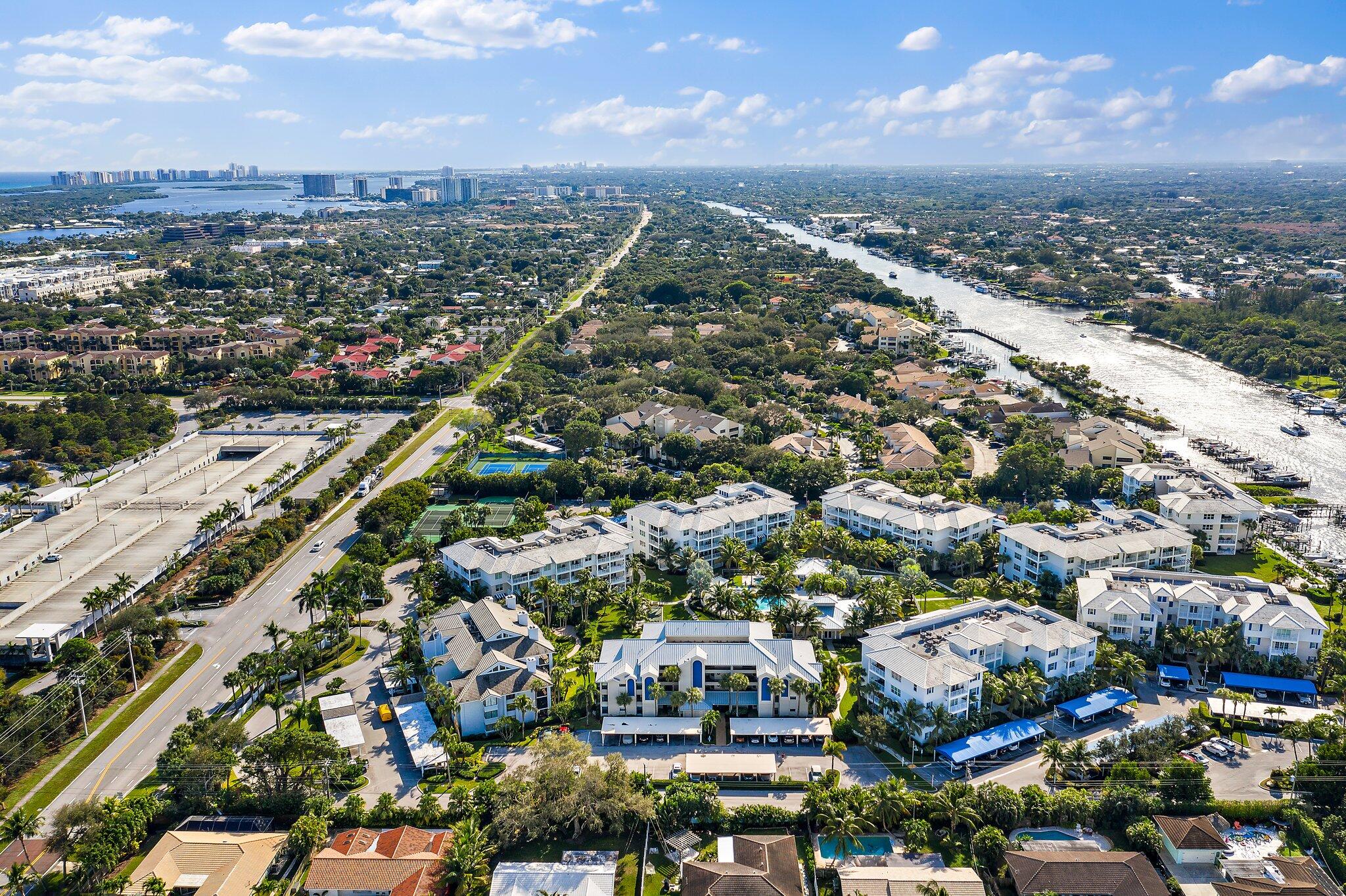 243 Bay Colony Drive N