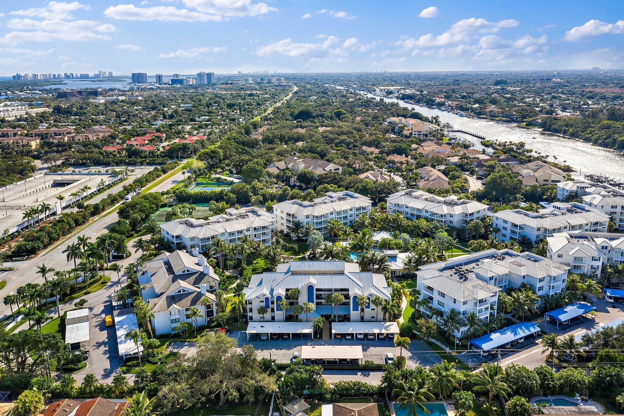 243 Bay Colony Drive N