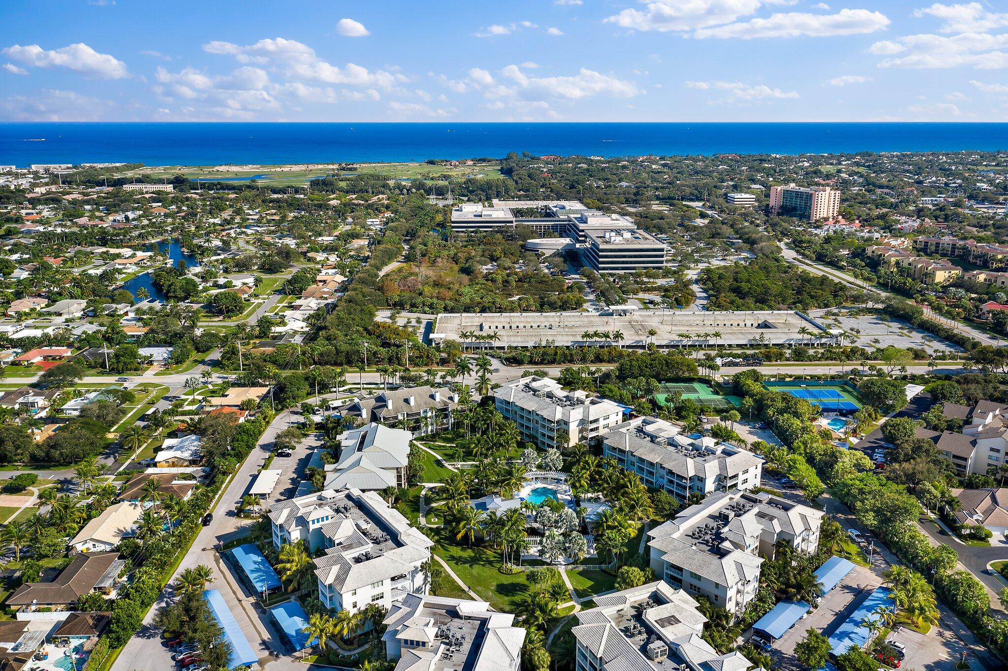 243 Bay Colony Drive N