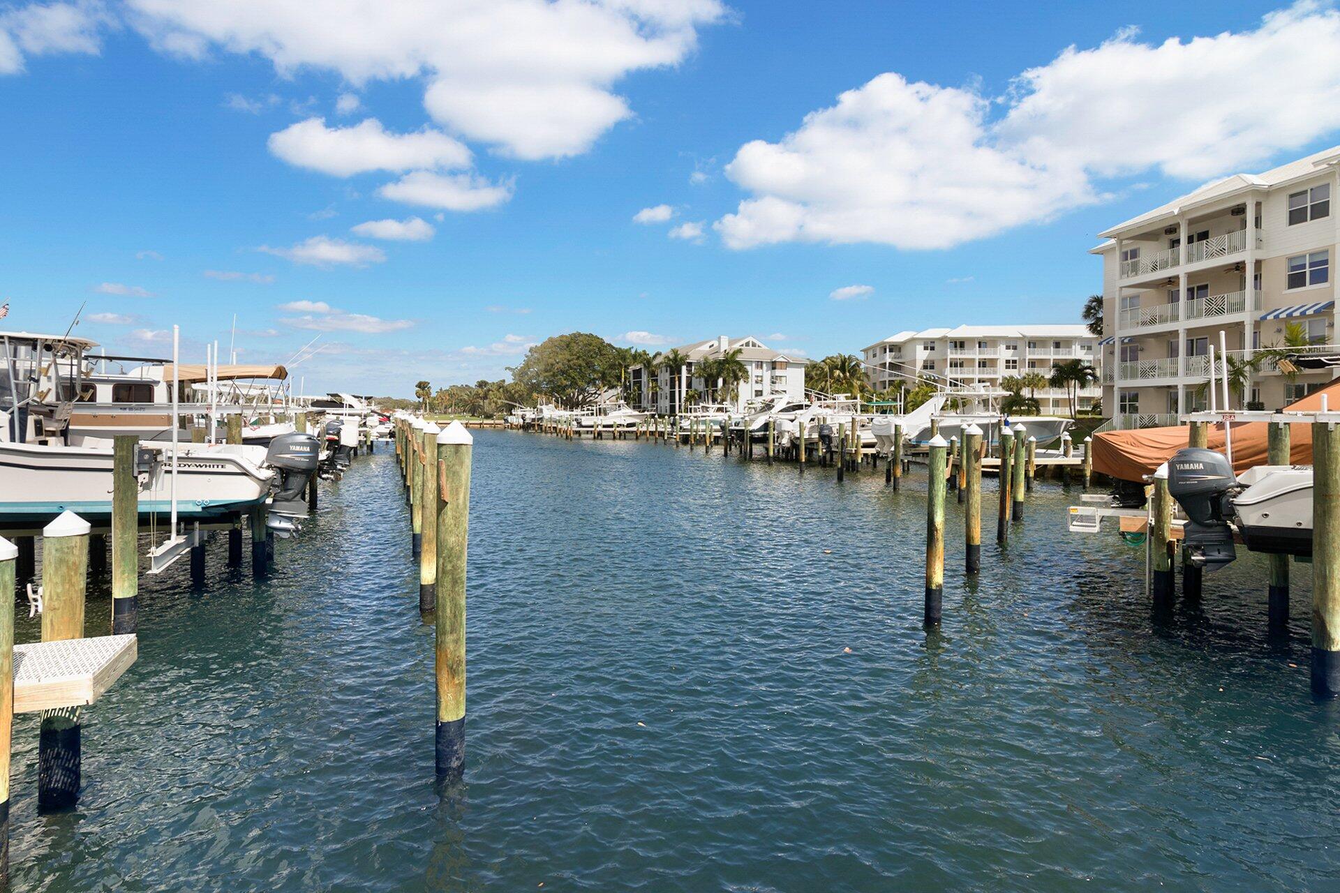 243 Bay Colony Drive N