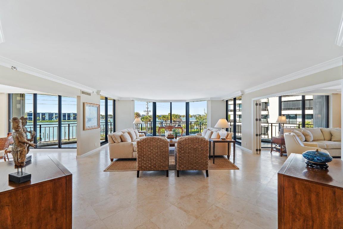 19850 Beach Road 3-D