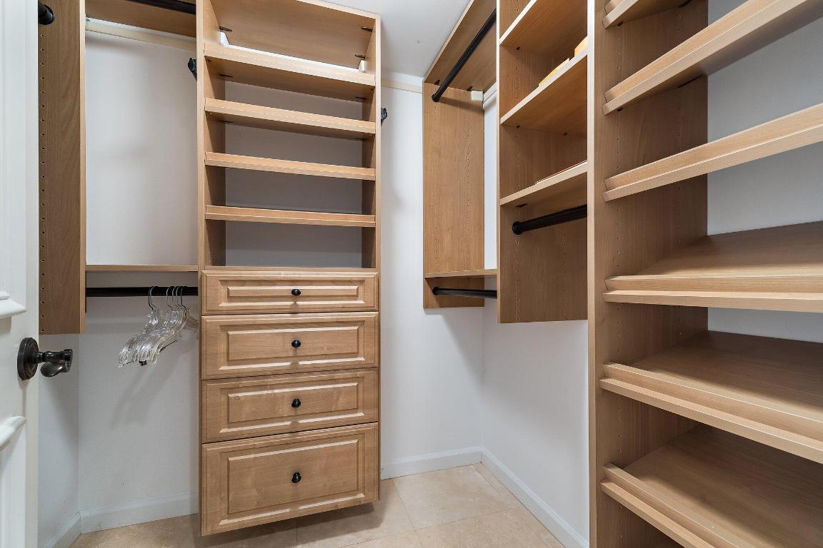 19850 Beach Road 3-D