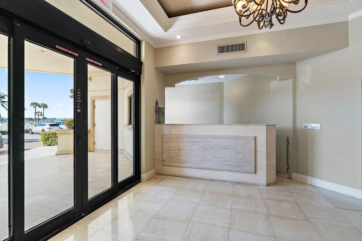 19850 Beach Road 3-D