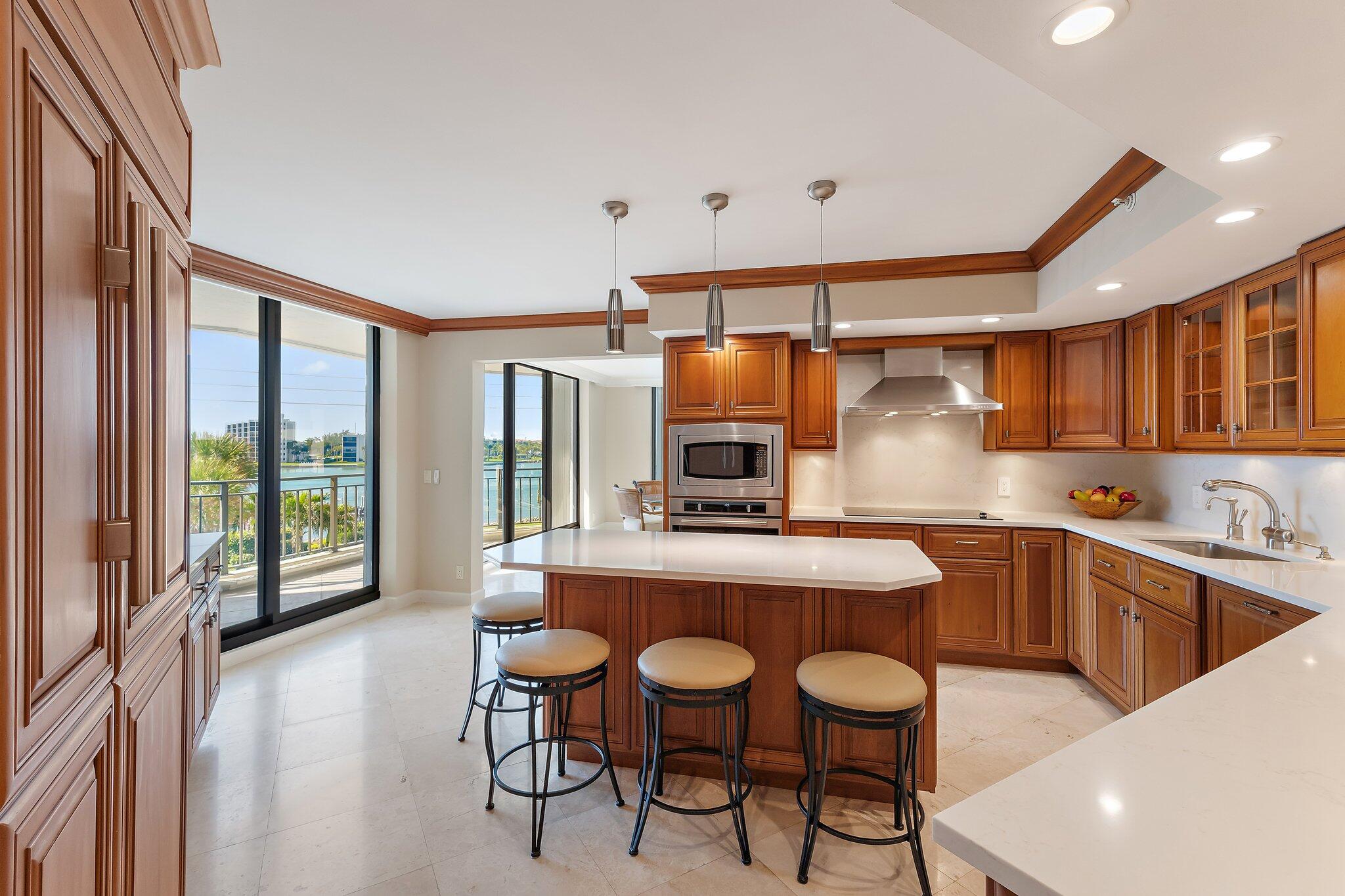 19850 Beach Road 3-D