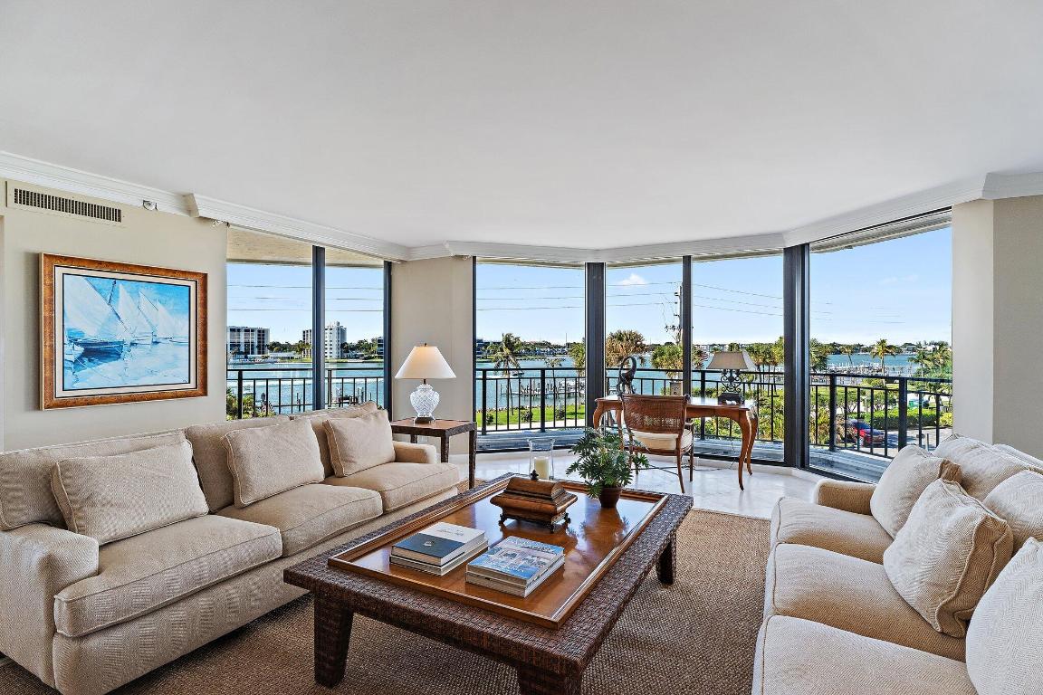 19850 Beach Road 3-D