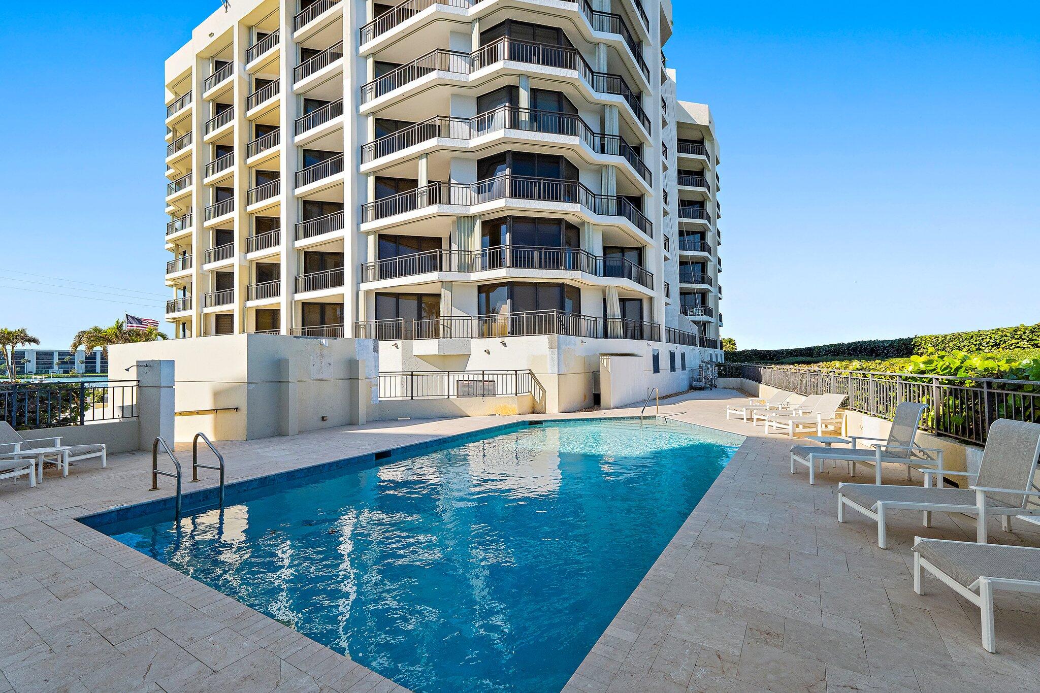 19850 Beach Road 3-D