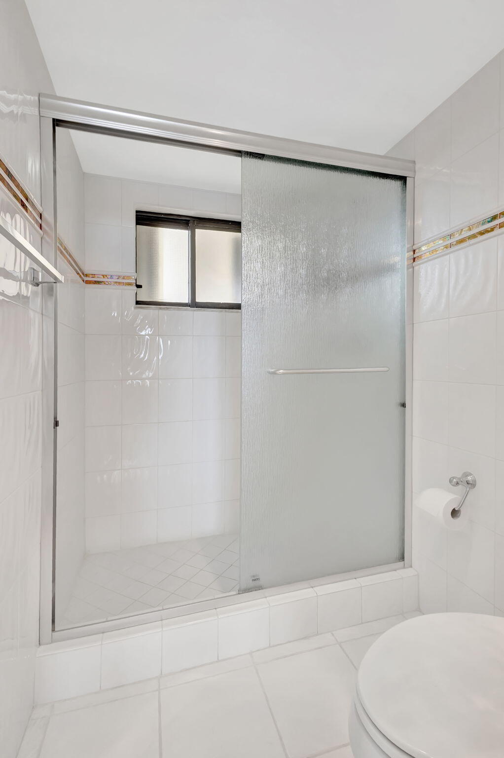 300 Ocean Trail Way 907