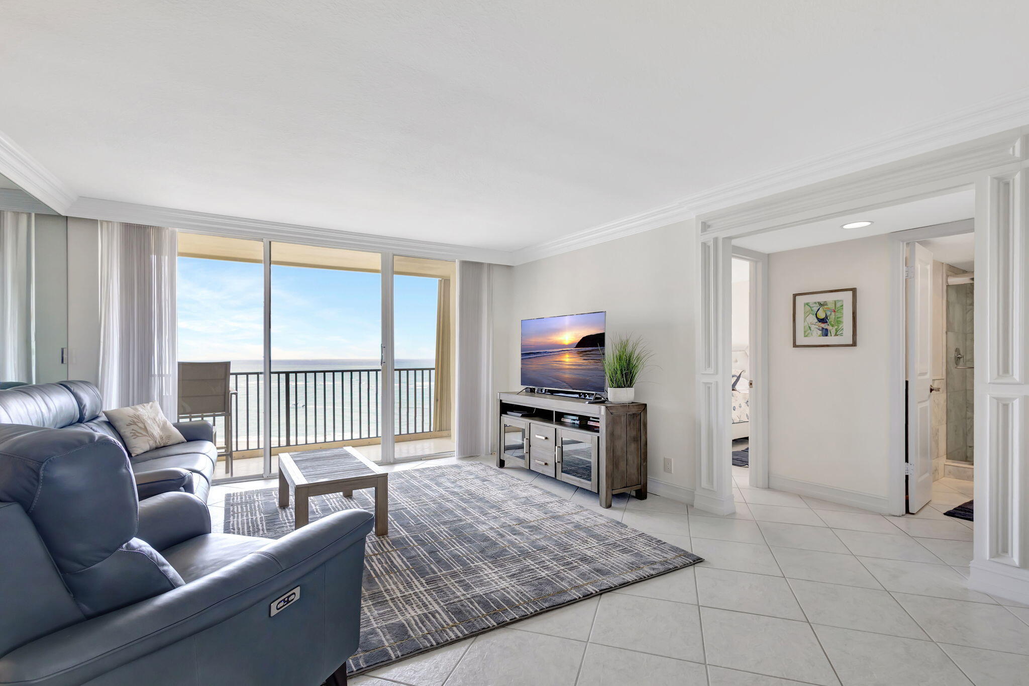 300 Ocean Trail Way 907