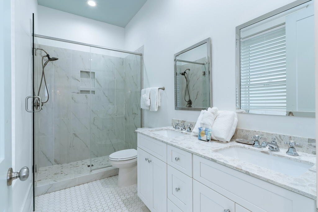 20405 Front Beach Road