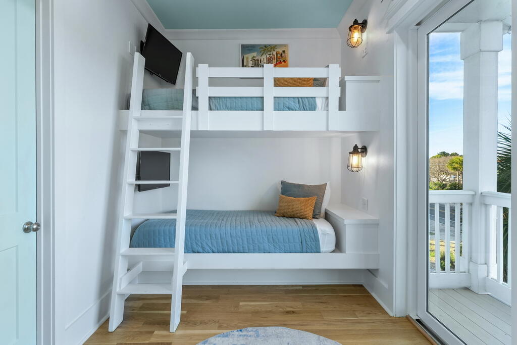 20405 Front Beach Road