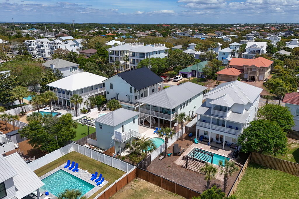 64 DOLPHIN Street