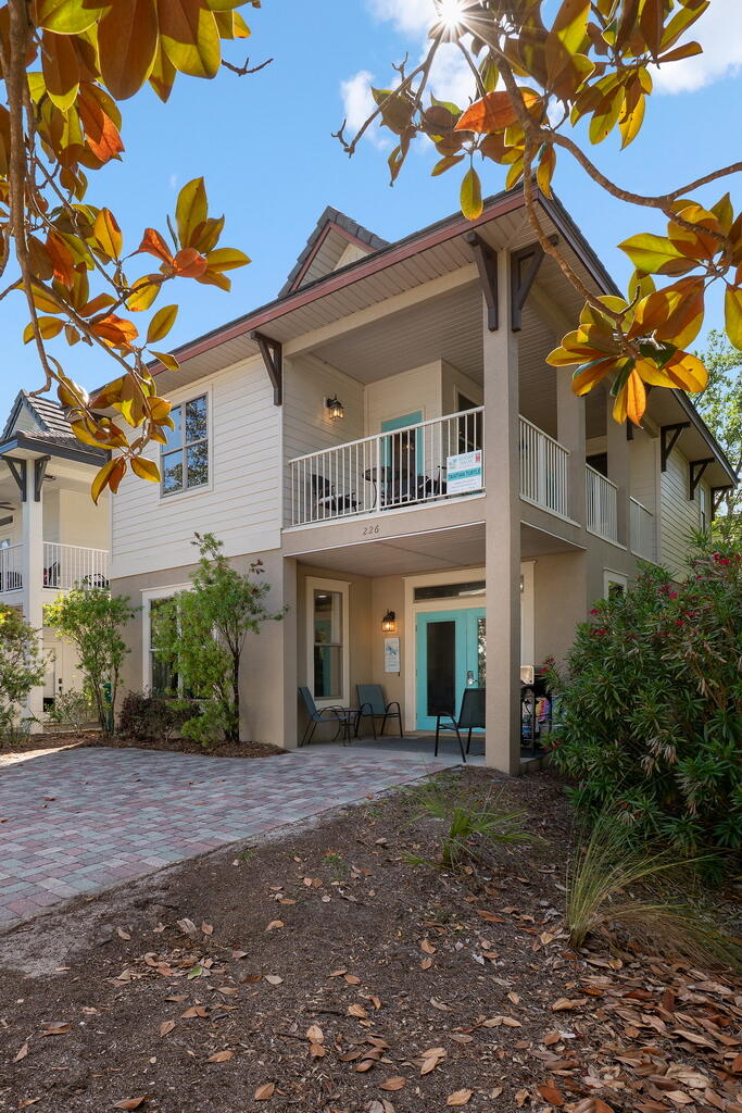 226 Tahitian Way
