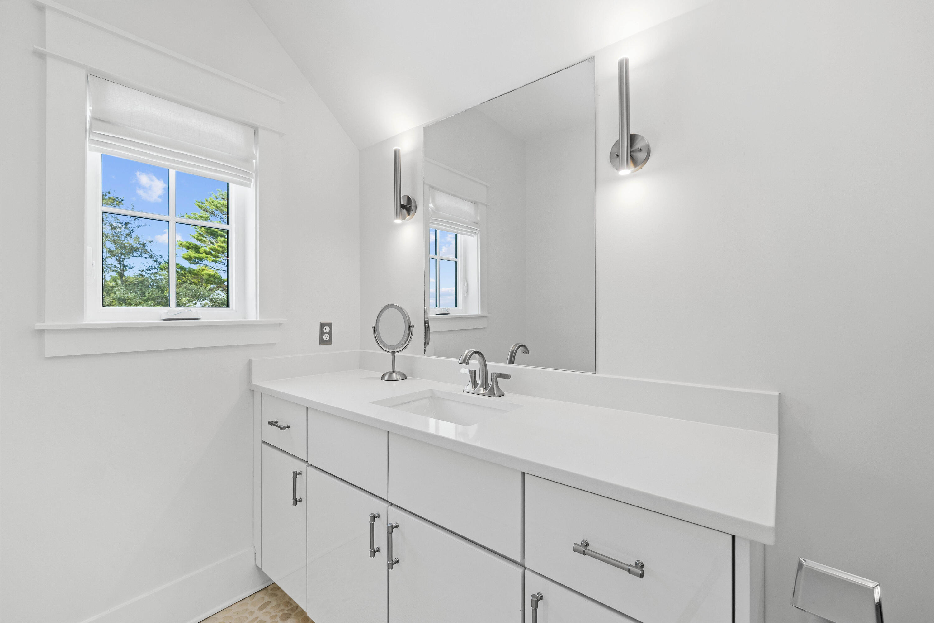 155 Clareon Drive