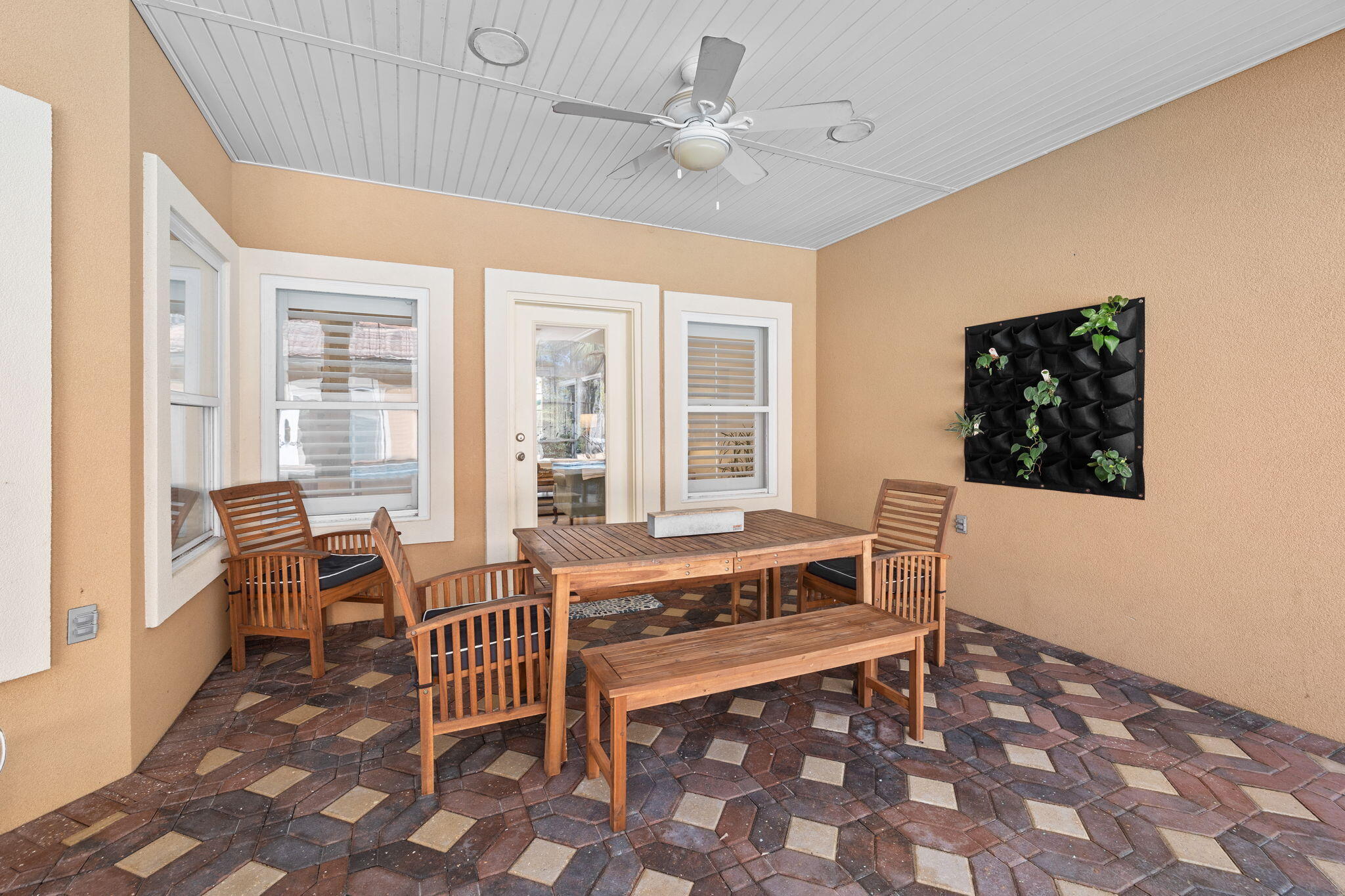 4703 Seastar Vista