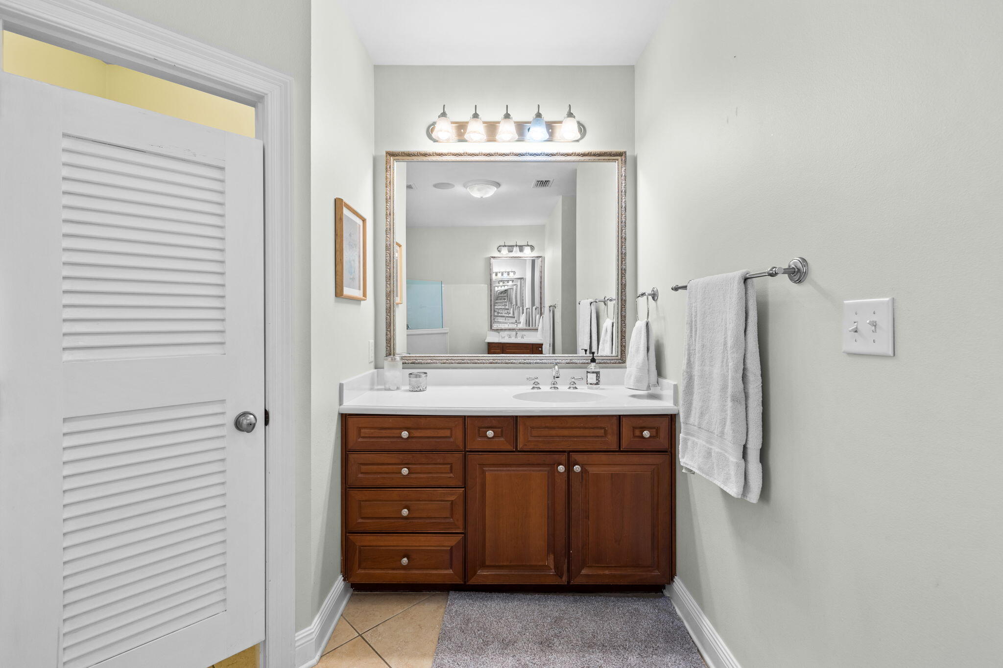 4703 Seastar Vista