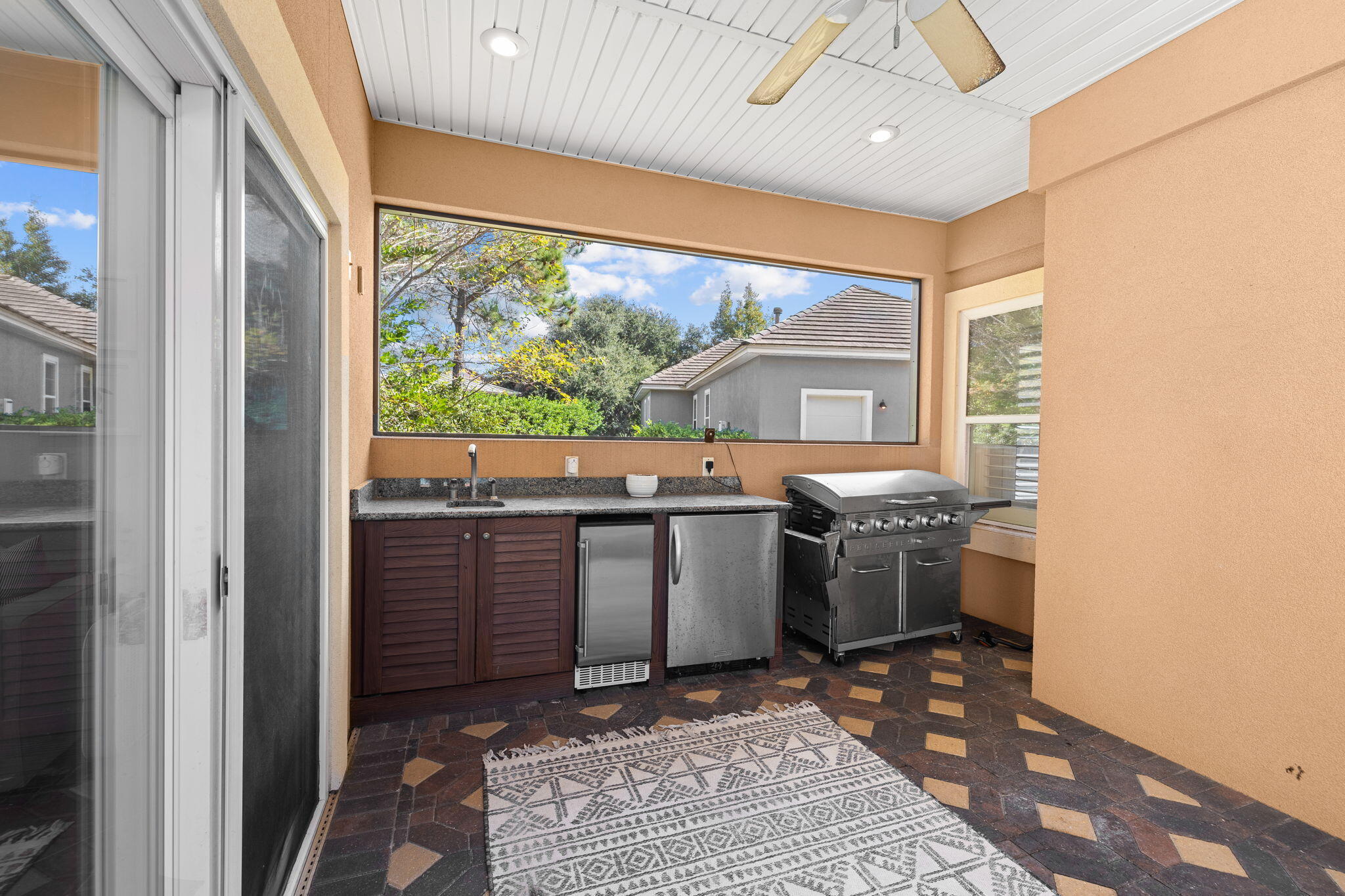 4703 Seastar Vista