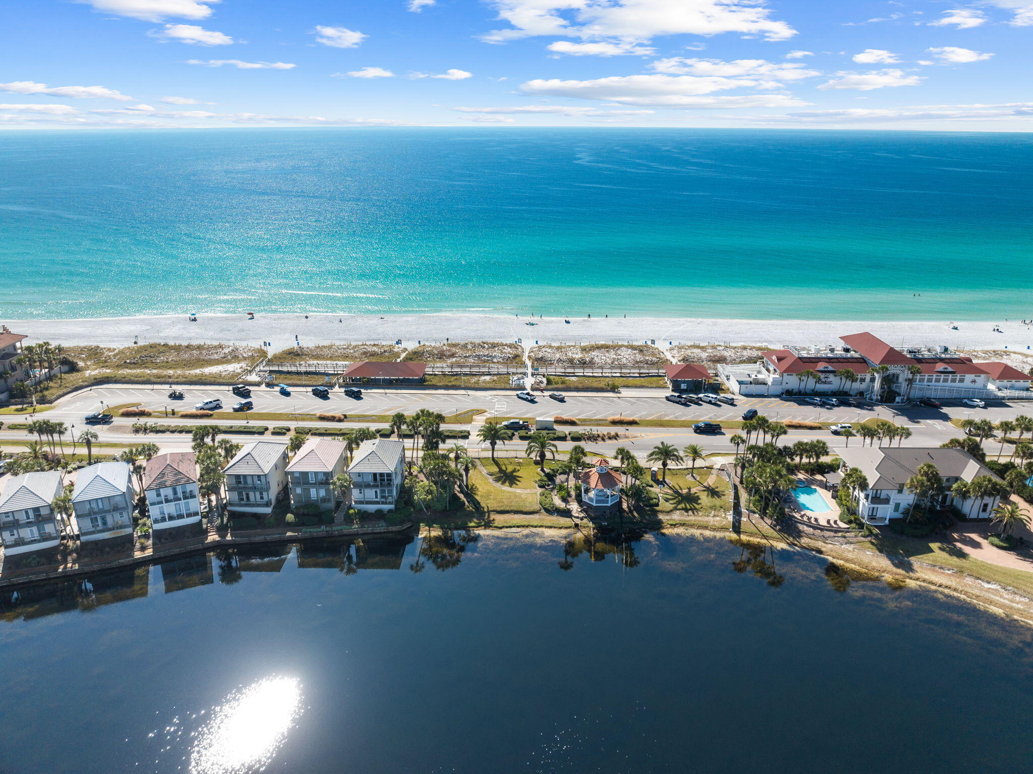 4703 Seastar Vista