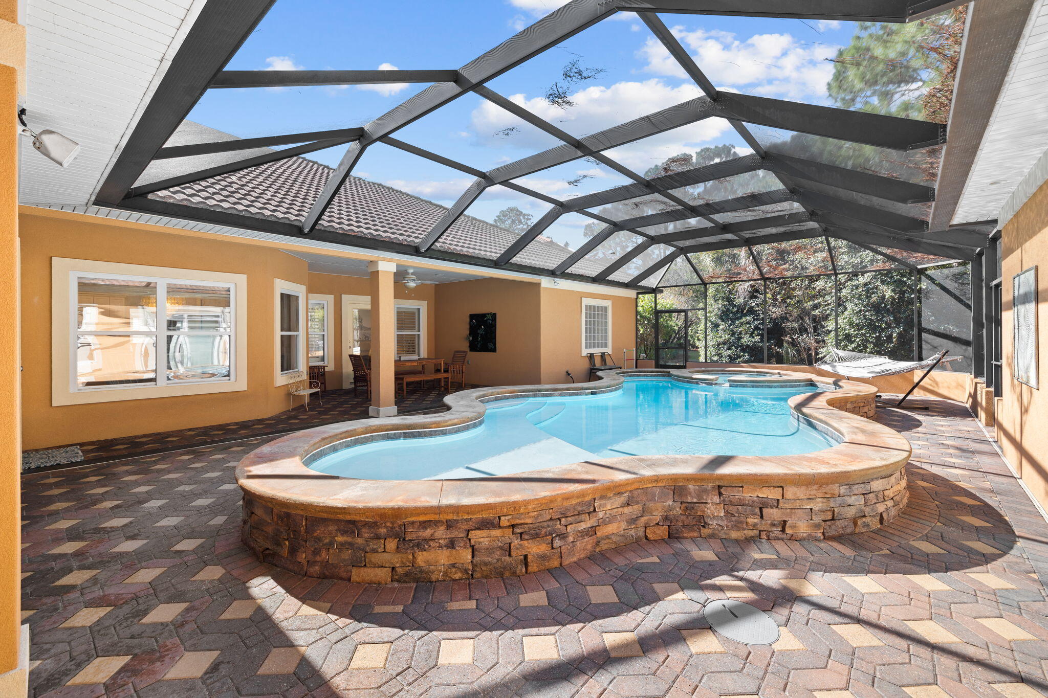 4703 Seastar Vista
