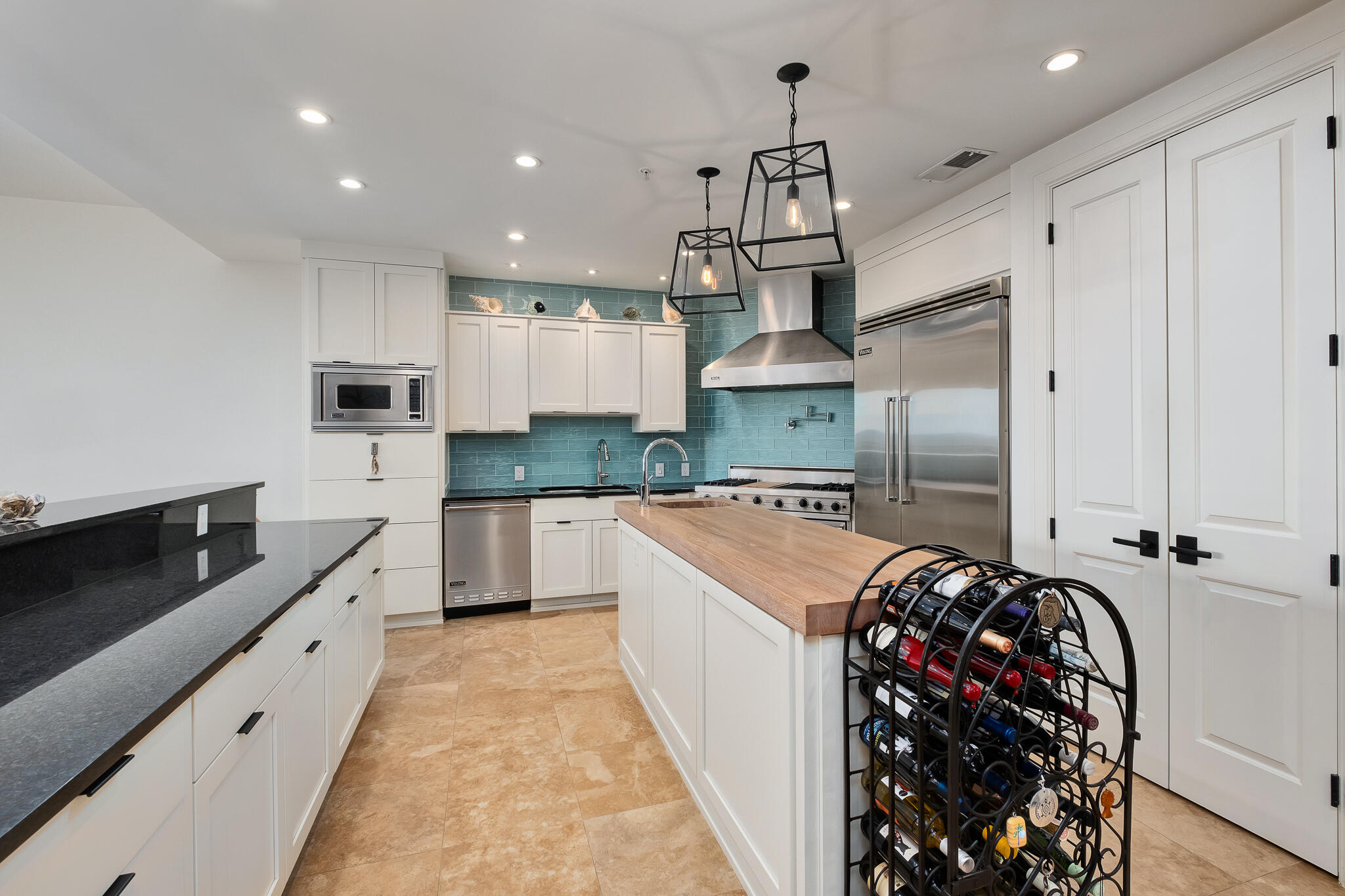 1363 W west county highway 30a, 2110