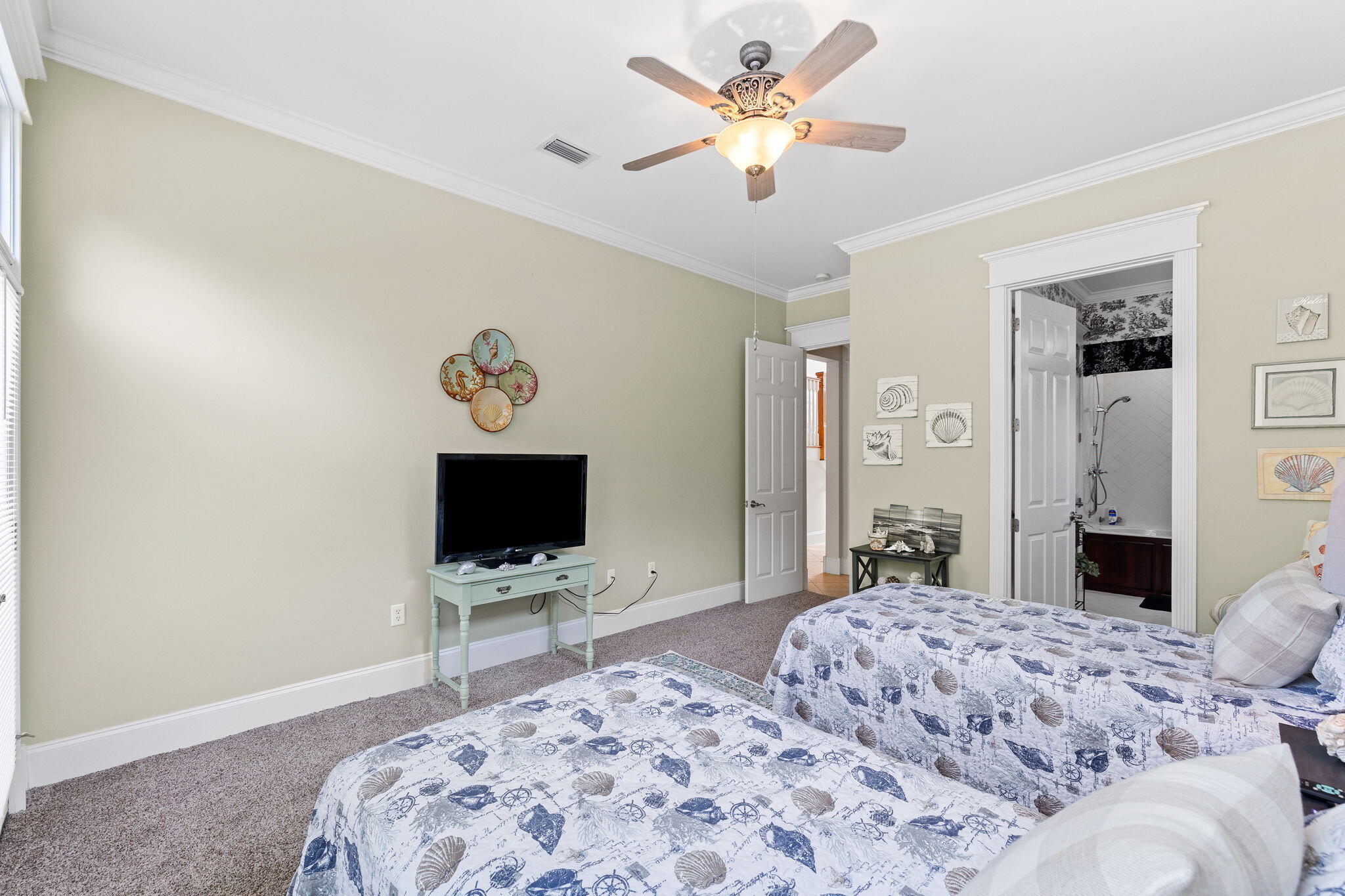 34 Southview Avenue