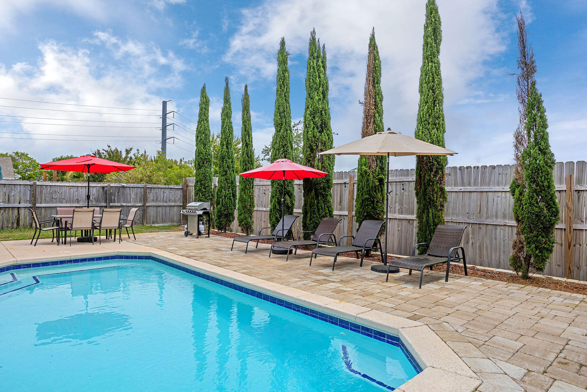 70 Leeward Drive