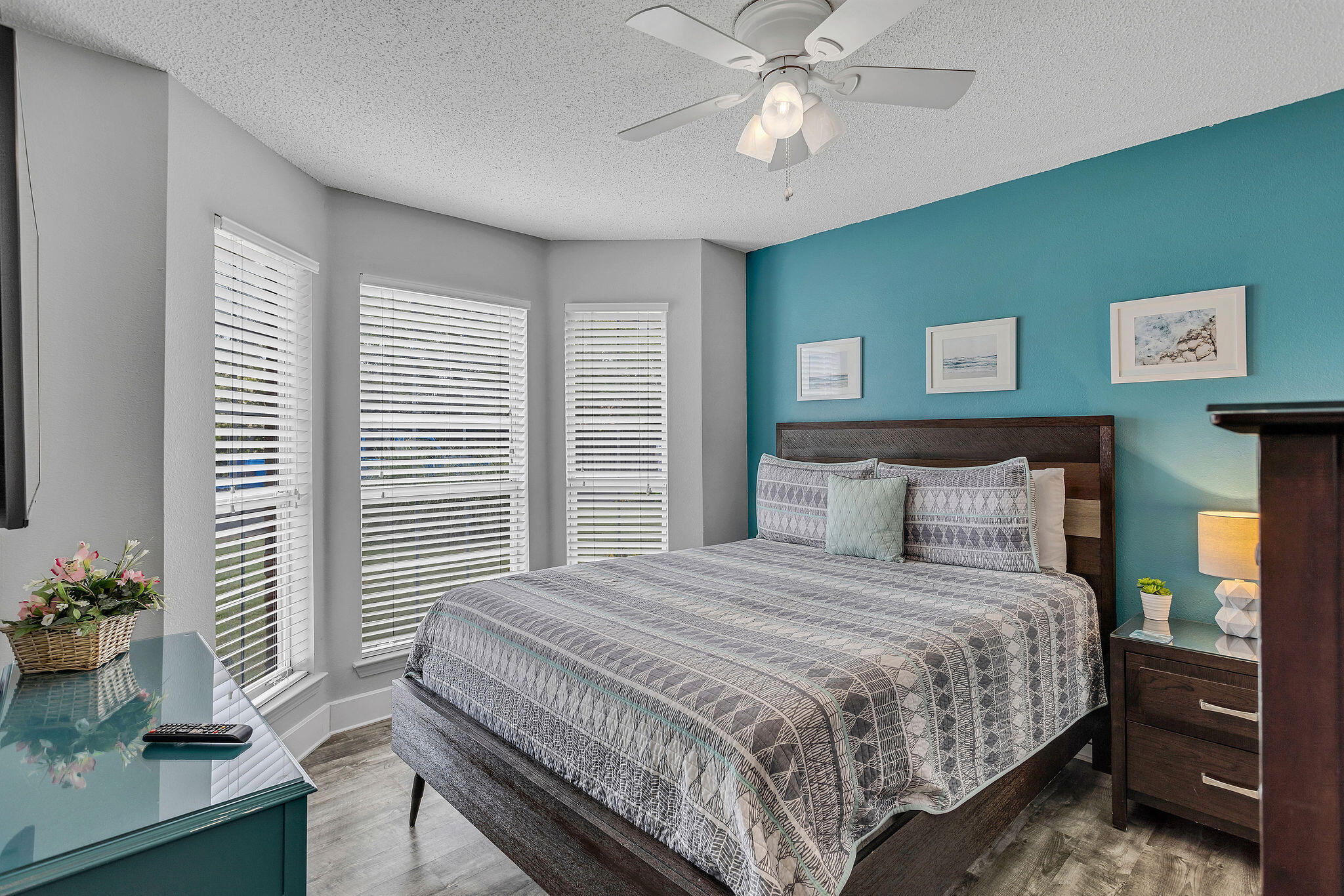 70 Leeward Drive