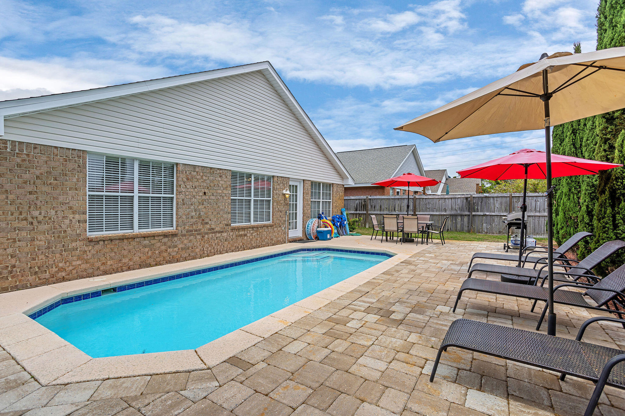 70 Leeward Drive