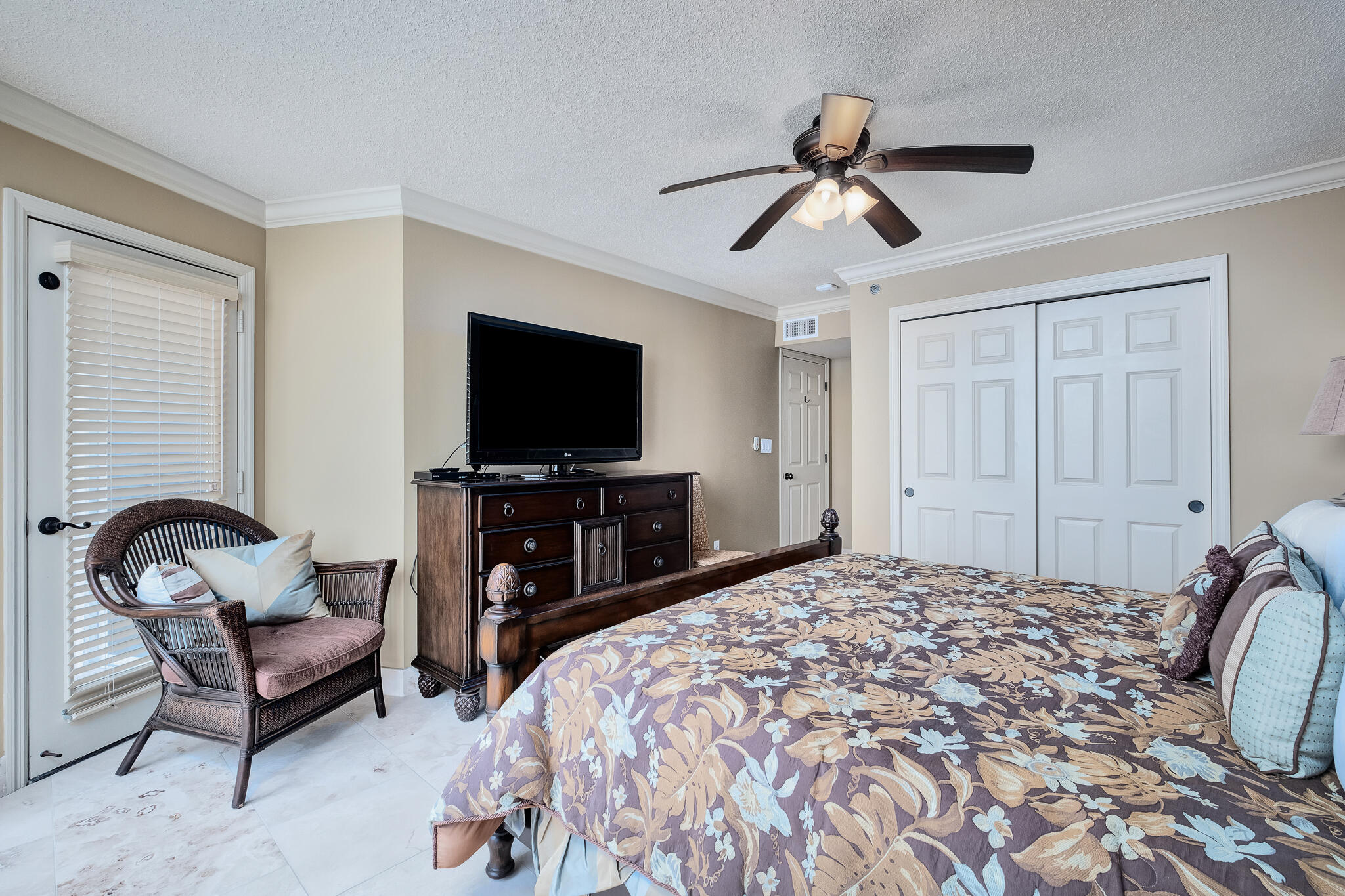10509 Front Beach Road, I-806
